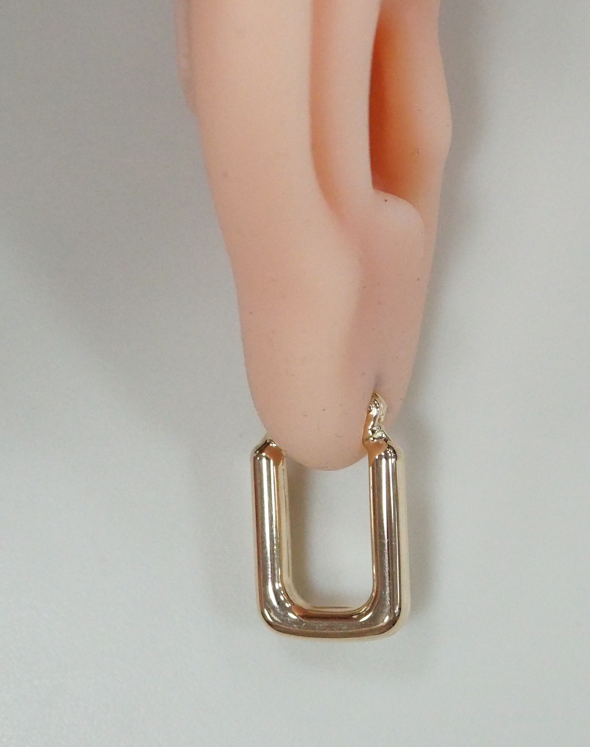 Серьги из золота